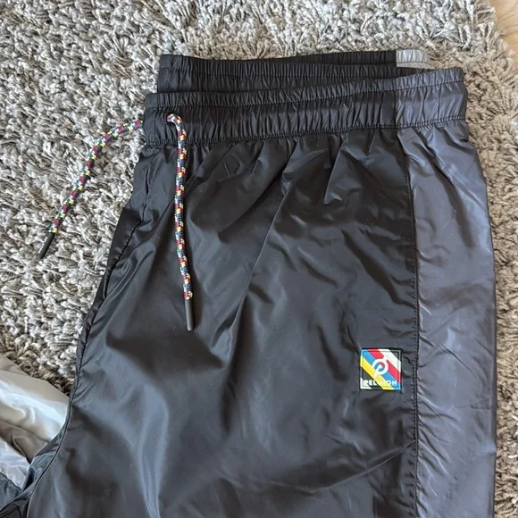 Peloton Mesh Sweatsuit - Picture 7 of 7